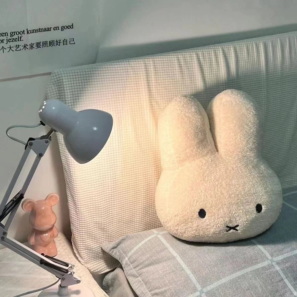 Kawaii Miffy Plüschkissen – Niedliches Cartoon-Kaninchen, hochwertig gefüllt, schlichtes Sofakissen für Wohn- & Schlafzimmer, ideales Geschenk für Mädchen
